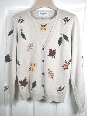 Alfred Dunner Petite Cardigan Sweater PS Tan Fall Leaf Floral Embroidered Vtg